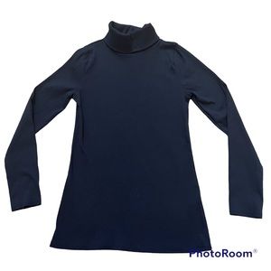 Abercrombie and Fitch ladies medium navy ribbed fitted turtleneck. A-31